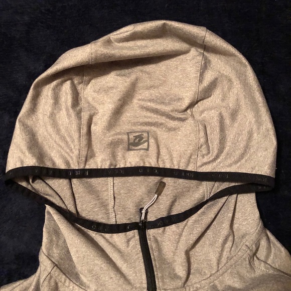 Toread Mens Performance Running Top Size XL - Picture 9 of 15